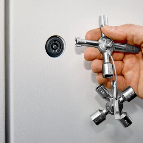 Knipex TwinKey Control Cabinet Key For All Standard Cabinets & Shut-Off Systems - Image 9