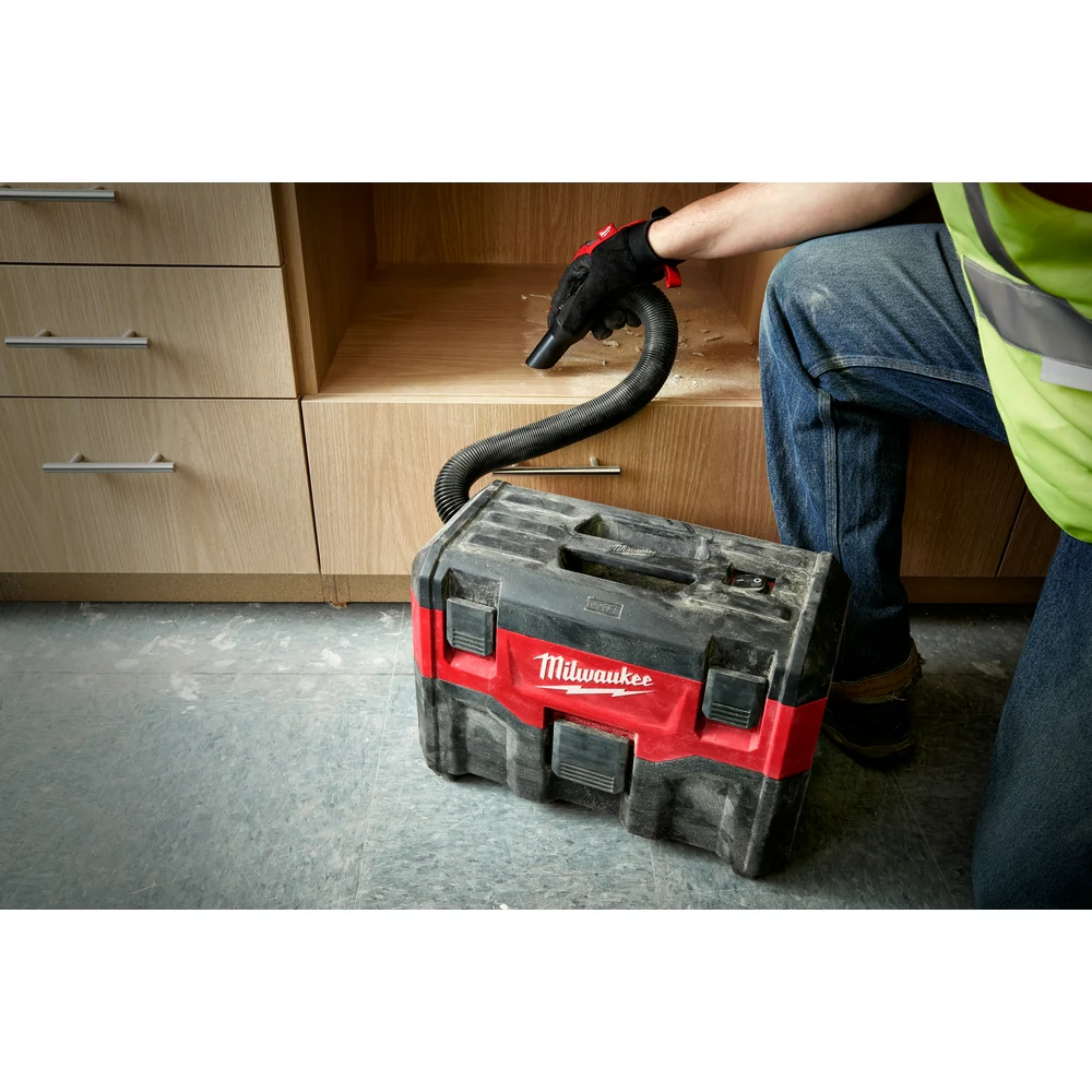 Milwaukee M18 Cordless 2-Gallon Wet/Dry Vacuum - Tool Only - Image 6
