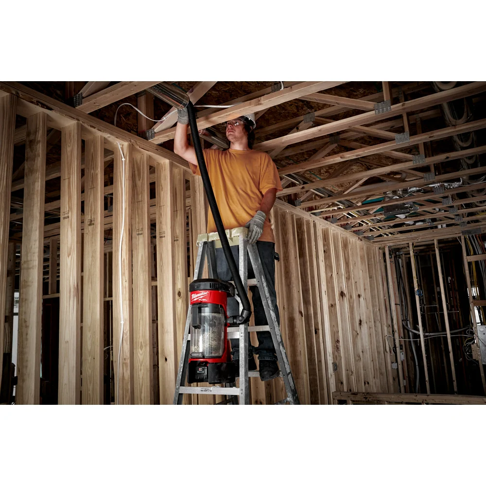 Milwaukee M18 FUEL Cordless 3-in-1 Backpack Vacuum - Tool Only - Image 10