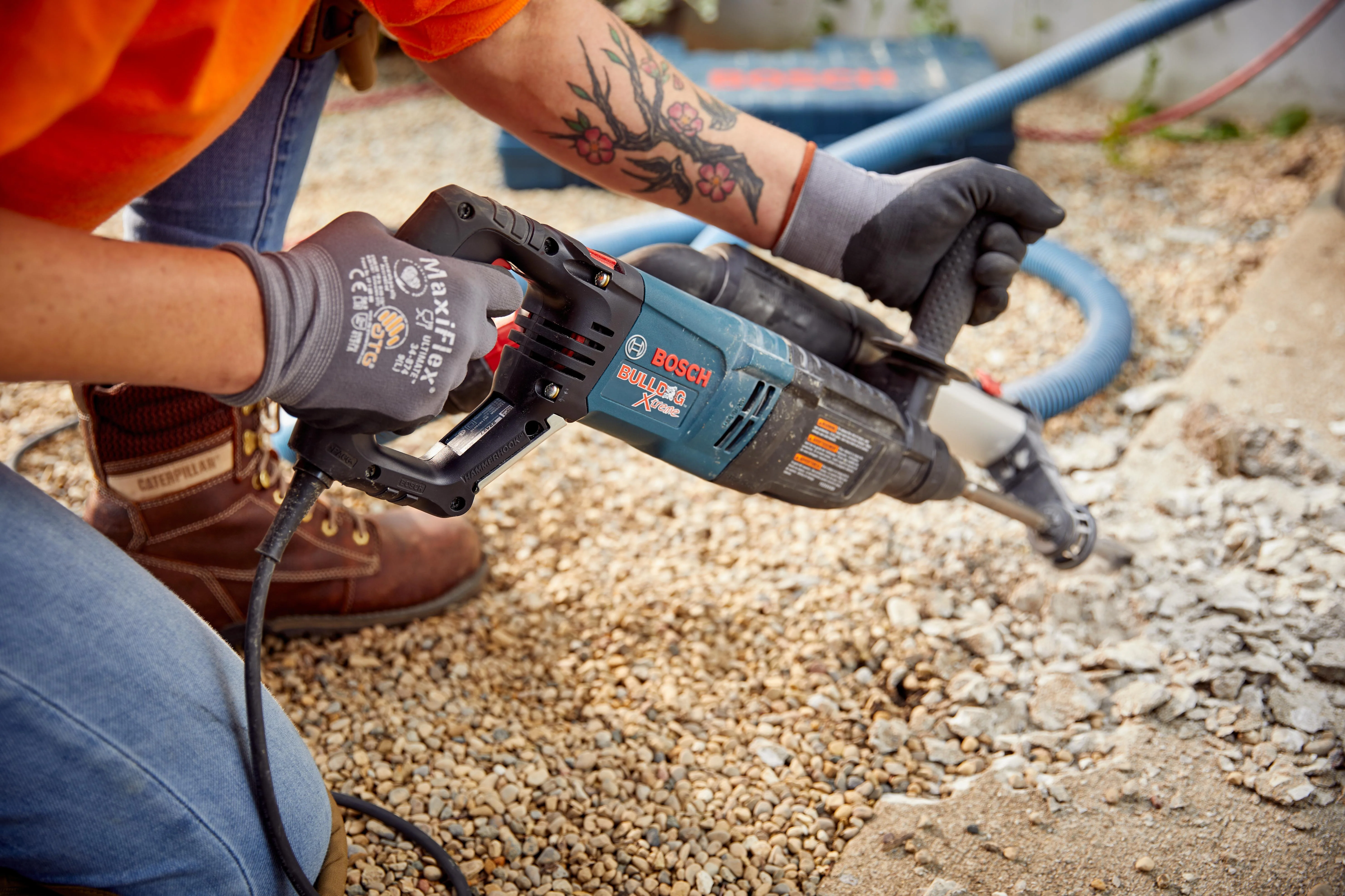 Bosch SDS Plus® Bulldog™ Xtreme 1" D-Handle Rotary Hammer - Image 11