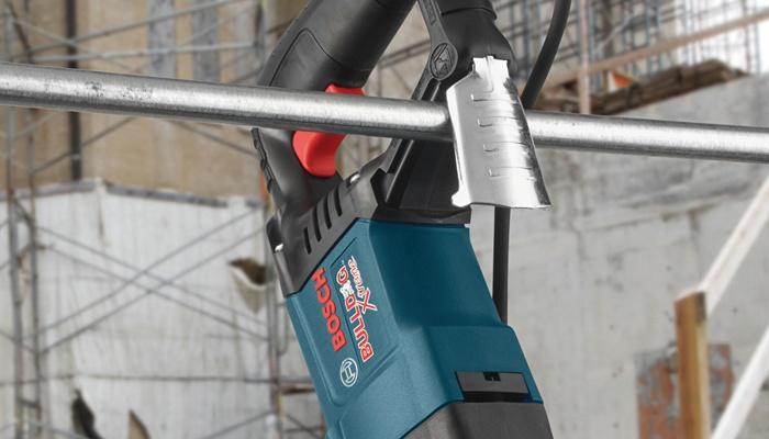 Bosch SDS Plus® Bulldog™ Xtreme 1" D-Handle Rotary Hammer - Image 3