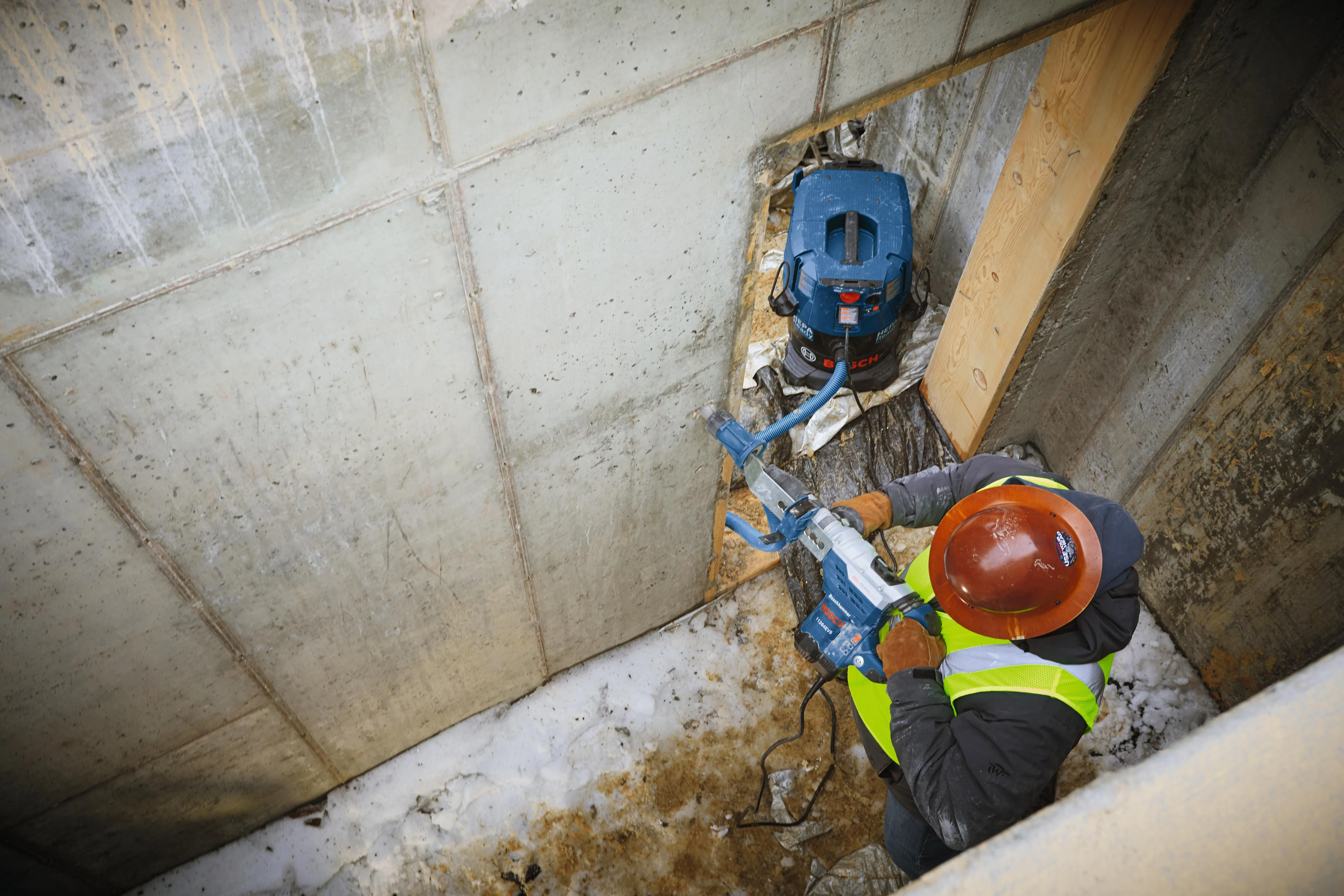Bosch SDS MAX® 1-5/8" Combination Hammer - Image 12