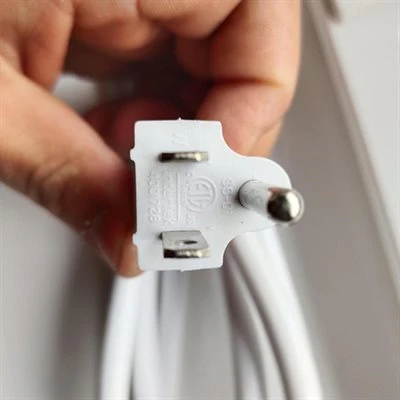 6ft 6-Outlet Power Bar w/ Surge Protection - Image 3