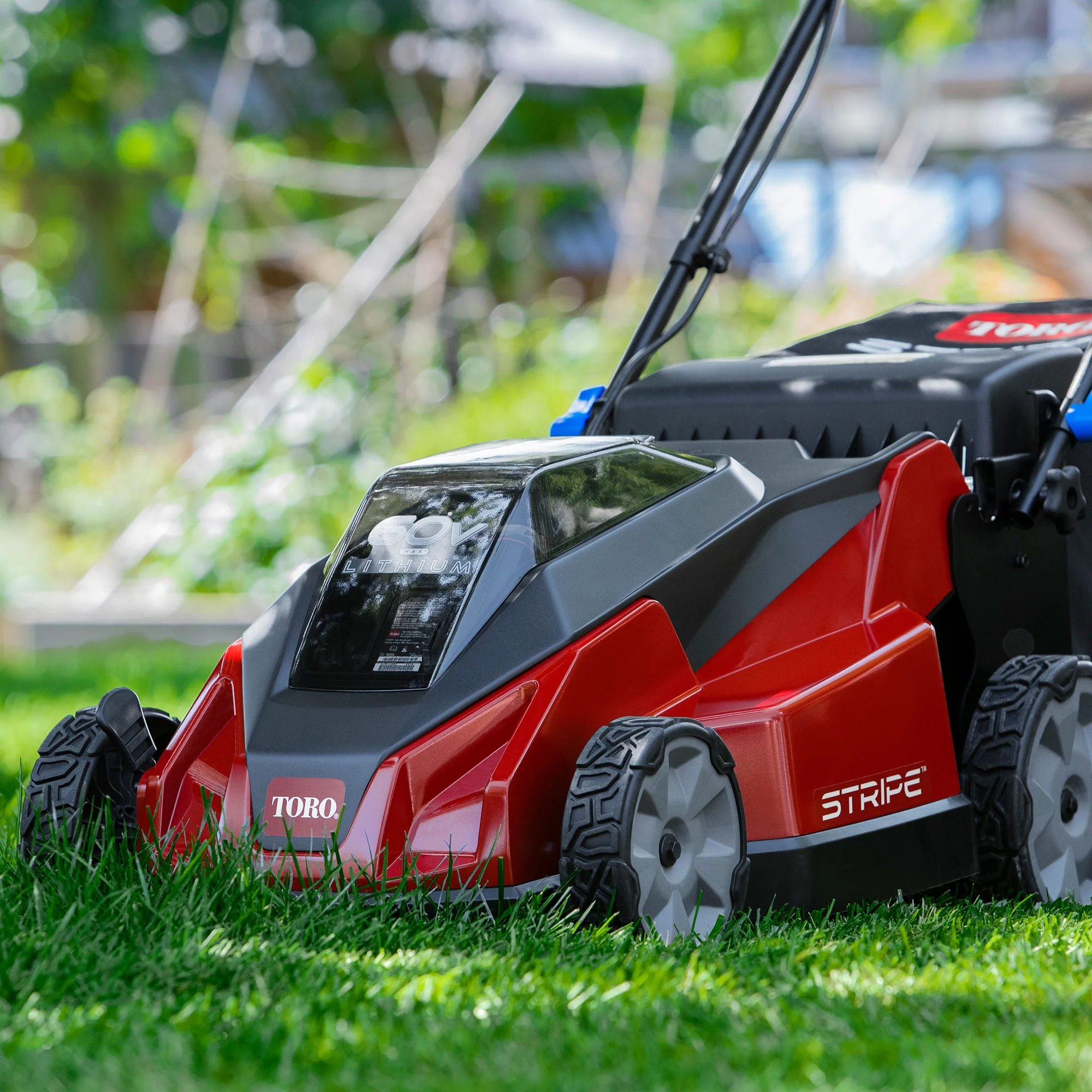 Toro 60V Max 21" Stripe® Dual-Blades Self-Propelled Cordless Lawn Mower w/ 7.5Ah Battery & Charger - Image 9