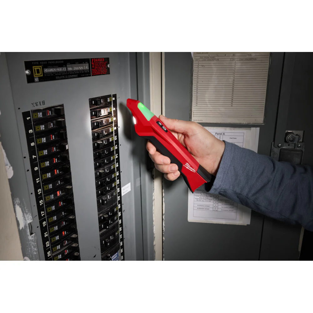 Milwaukee Circuit Breaker Finder w/ LED - Image 6