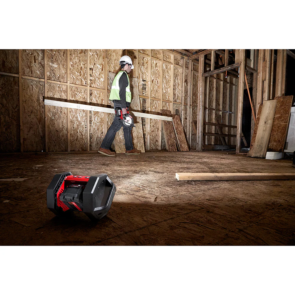Milwaukee M18 Cordless LED Flood Light  - Tool Only - Image 7