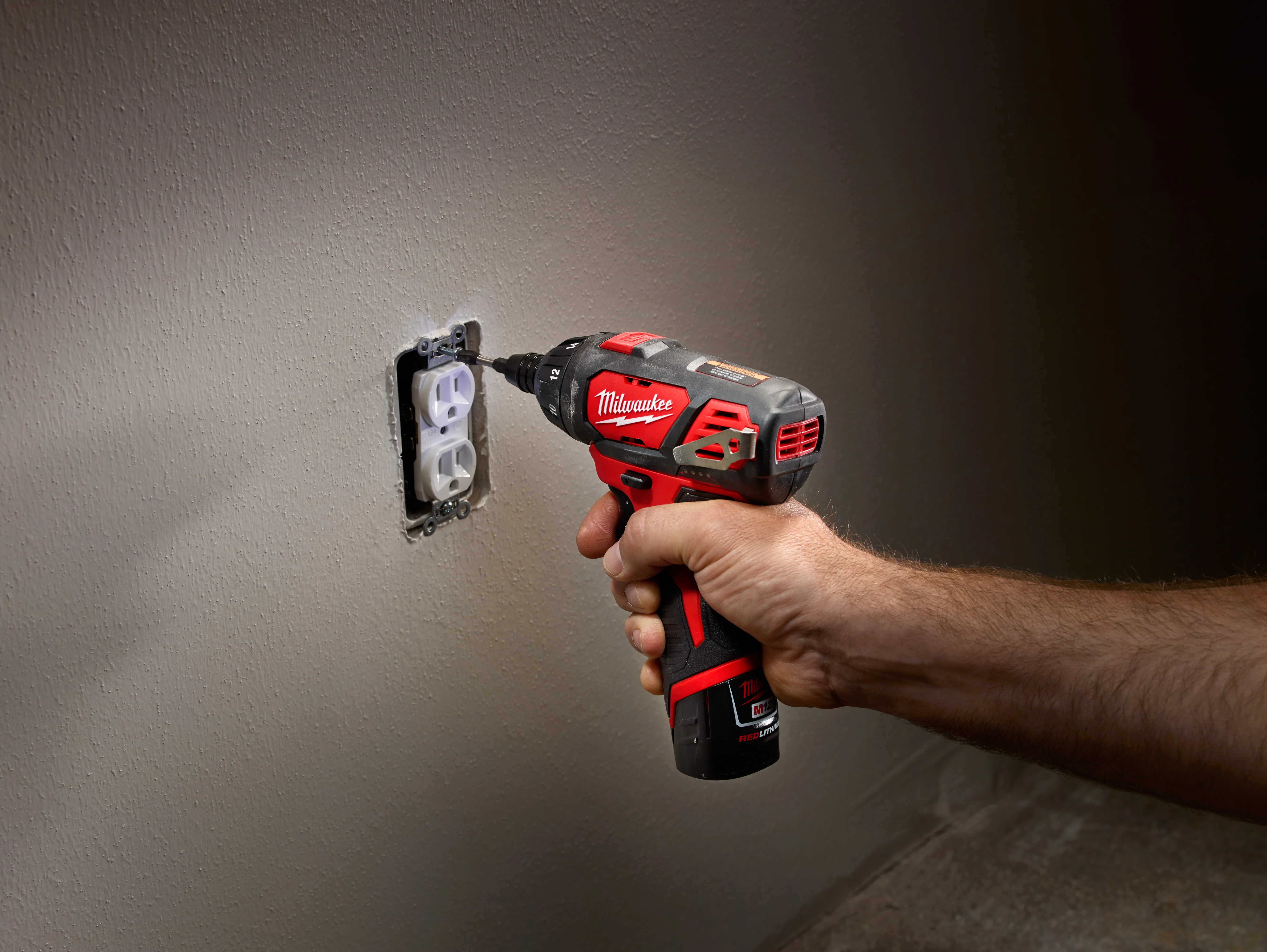 Milwaukee M12 Cordless 1/4" Hex Screwdriver - Tool Only - Image 3