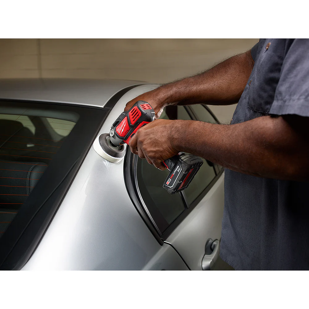 Milwaukee M12 Cordless Variable Speed Polisher/Sander XC/Compact Battery Kit - Image 7