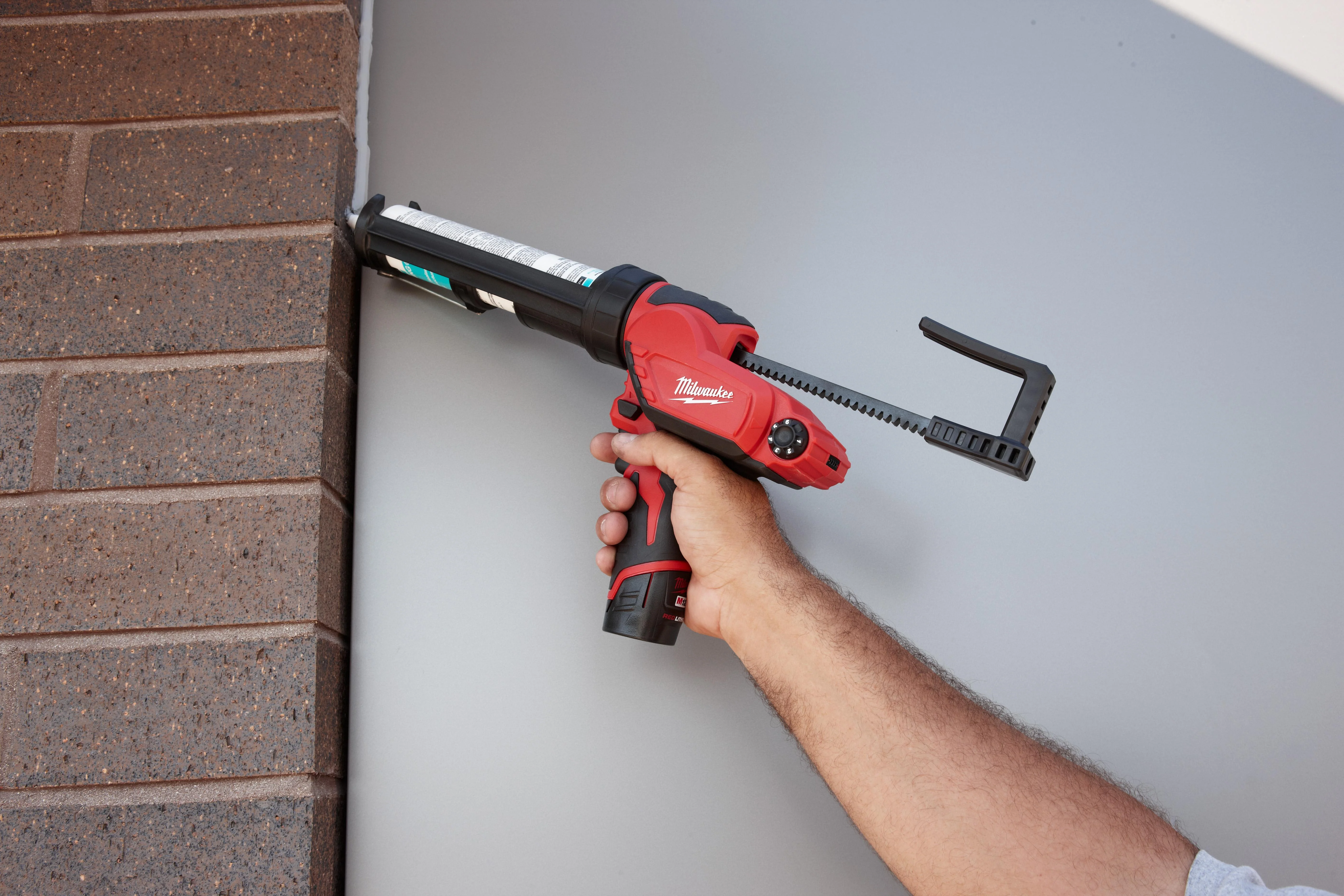 Milwaukee M12 Cordless 10 oz Caulk Gun-- Tool Only - Image 4