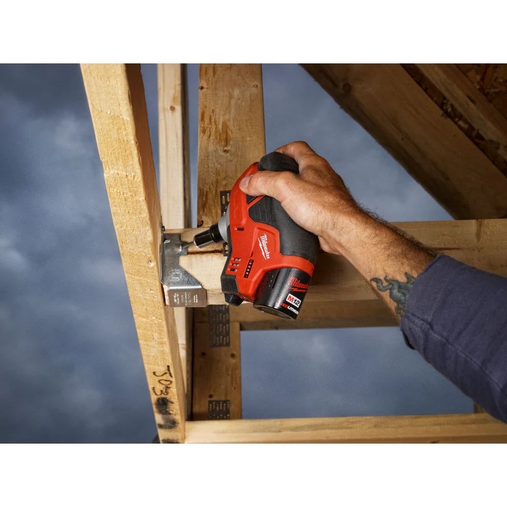 Milwaukee M12 Cordless Palm Nailer Kit - Image 6