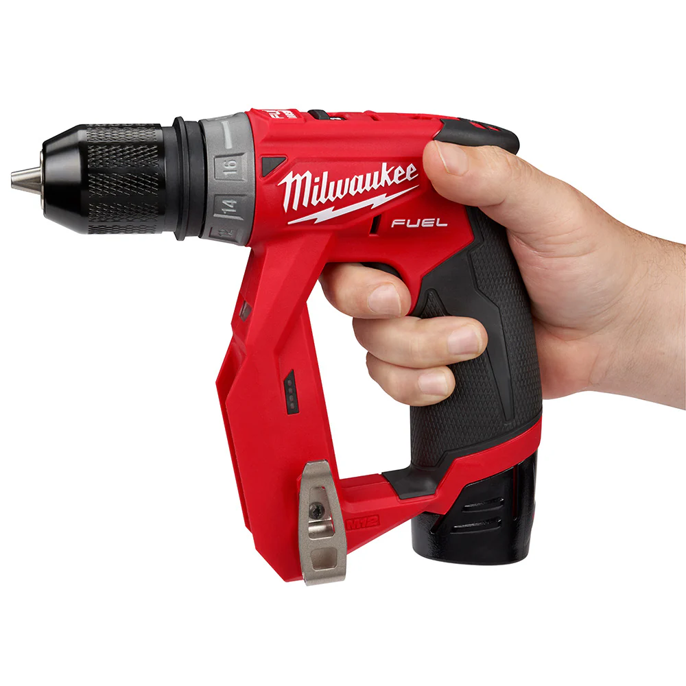 Milwaukee M12 FUEL Cordless Installation Drill/Driver Kit - Image 12