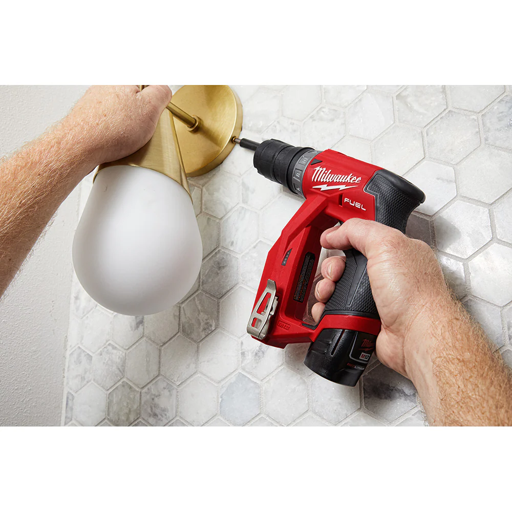 Milwaukee M12 FUEL Cordless Installation Drill/Driver Kit - Image 19