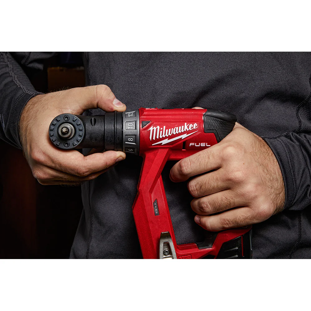 Milwaukee M12 FUEL Cordless Installation Drill/Driver Kit - Image 20