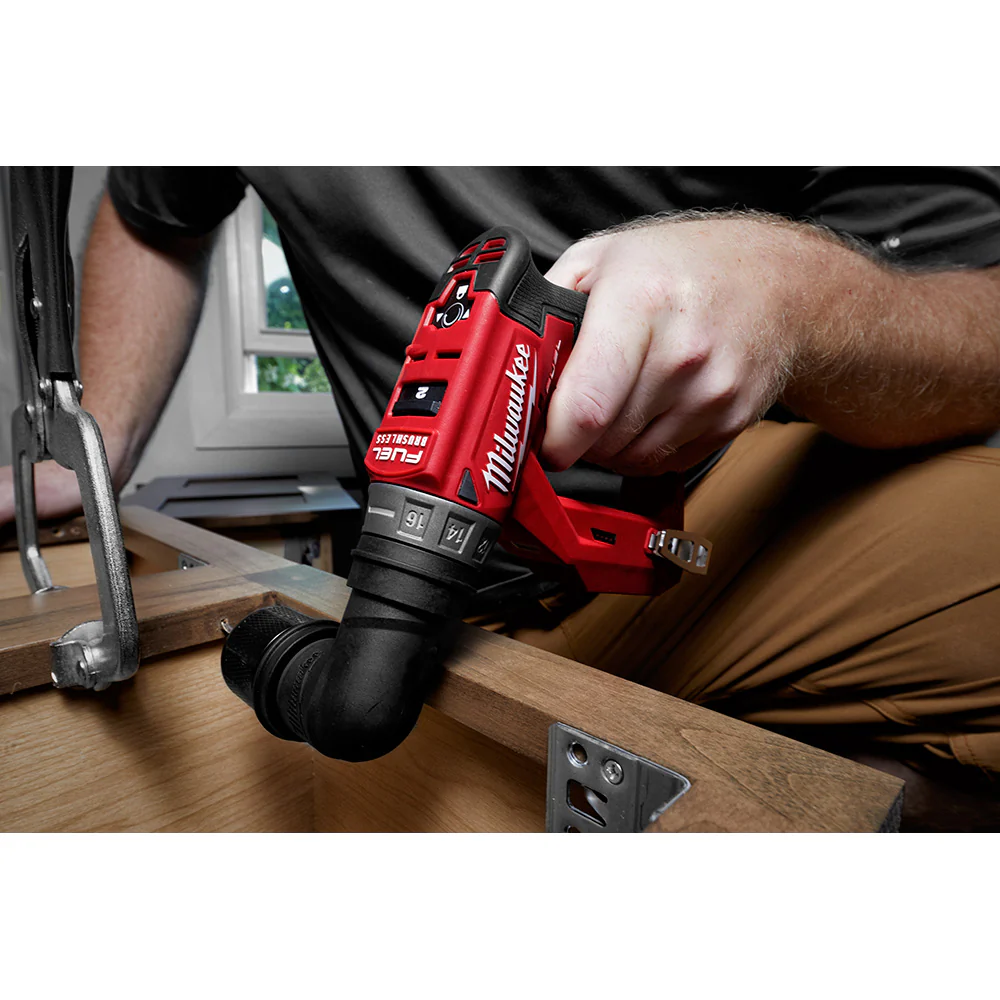 Milwaukee M12 FUEL Cordless Installation Drill/Driver Kit - Image 24