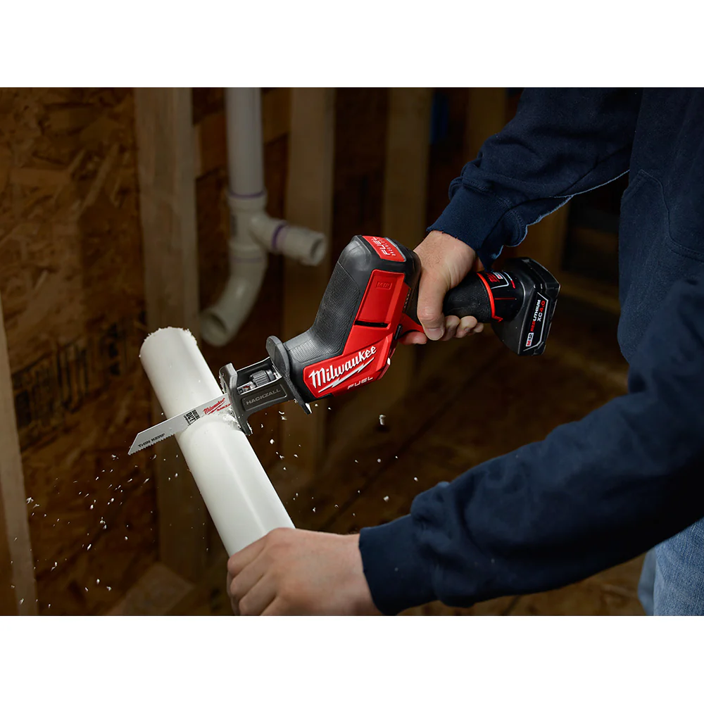 Milwaukee M12 FUEL Cordless HACKZALL Reciprocating Saw Kit - Image 11