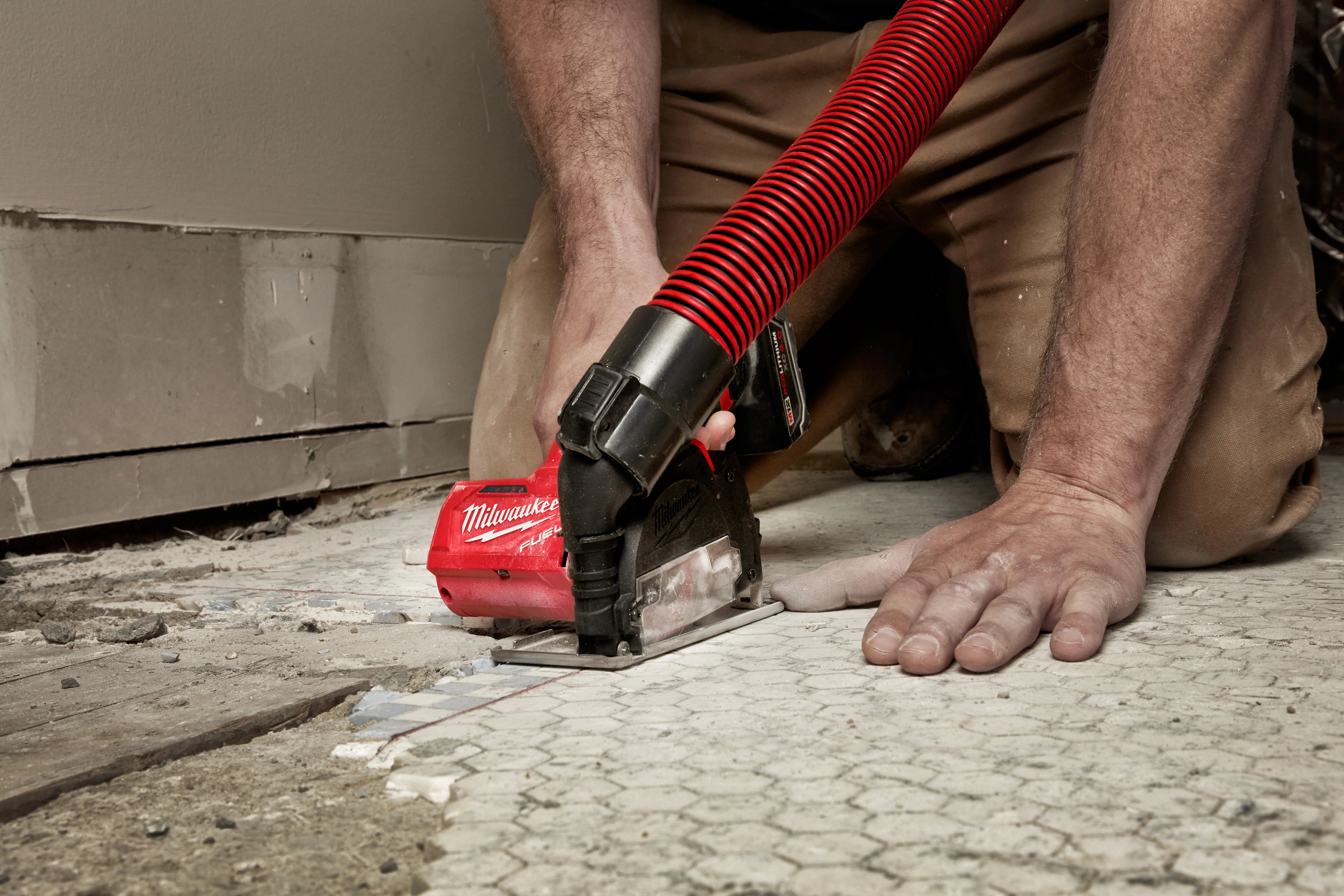 Milwaukee M12 FUEL Cordless 3" Compact Cut Off Tool  - Tool Only - Image 11