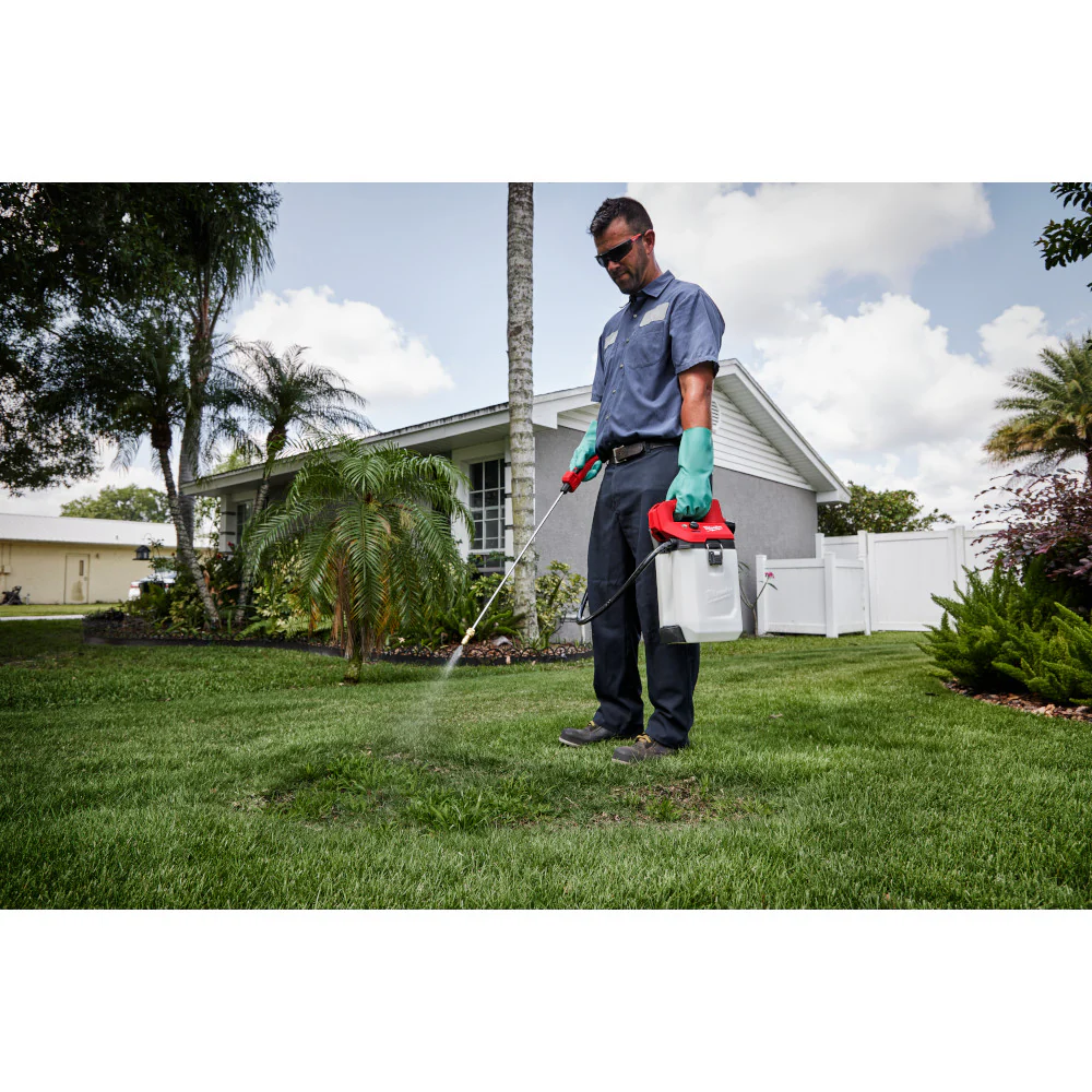 Milwaukee M12 Cordless 2 Gallon Handheld Sprayer Kit - Image 10
