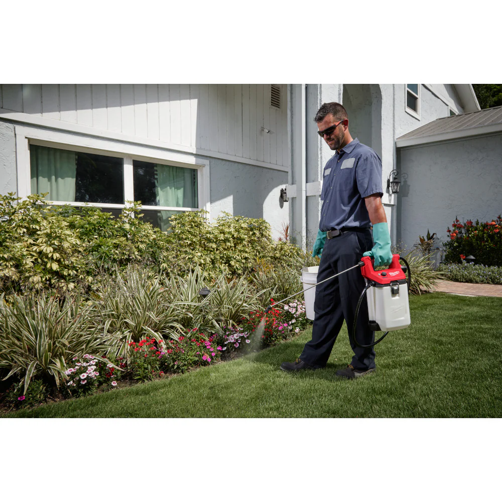 Milwaukee M12 Cordless 2 Gallon Handheld Sprayer Kit - Image 8