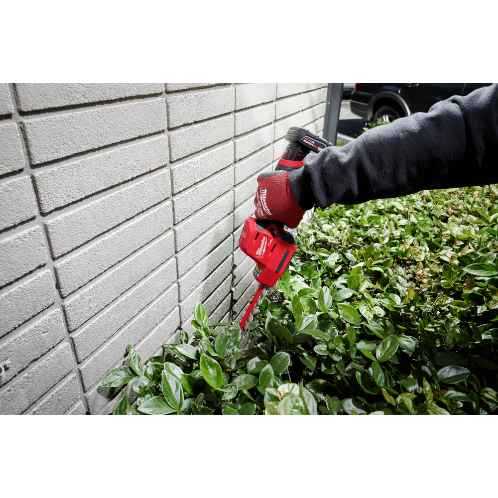 Milwaukee M12 FUEL 8" Hedge Trimmer - Tool Only - Image 11