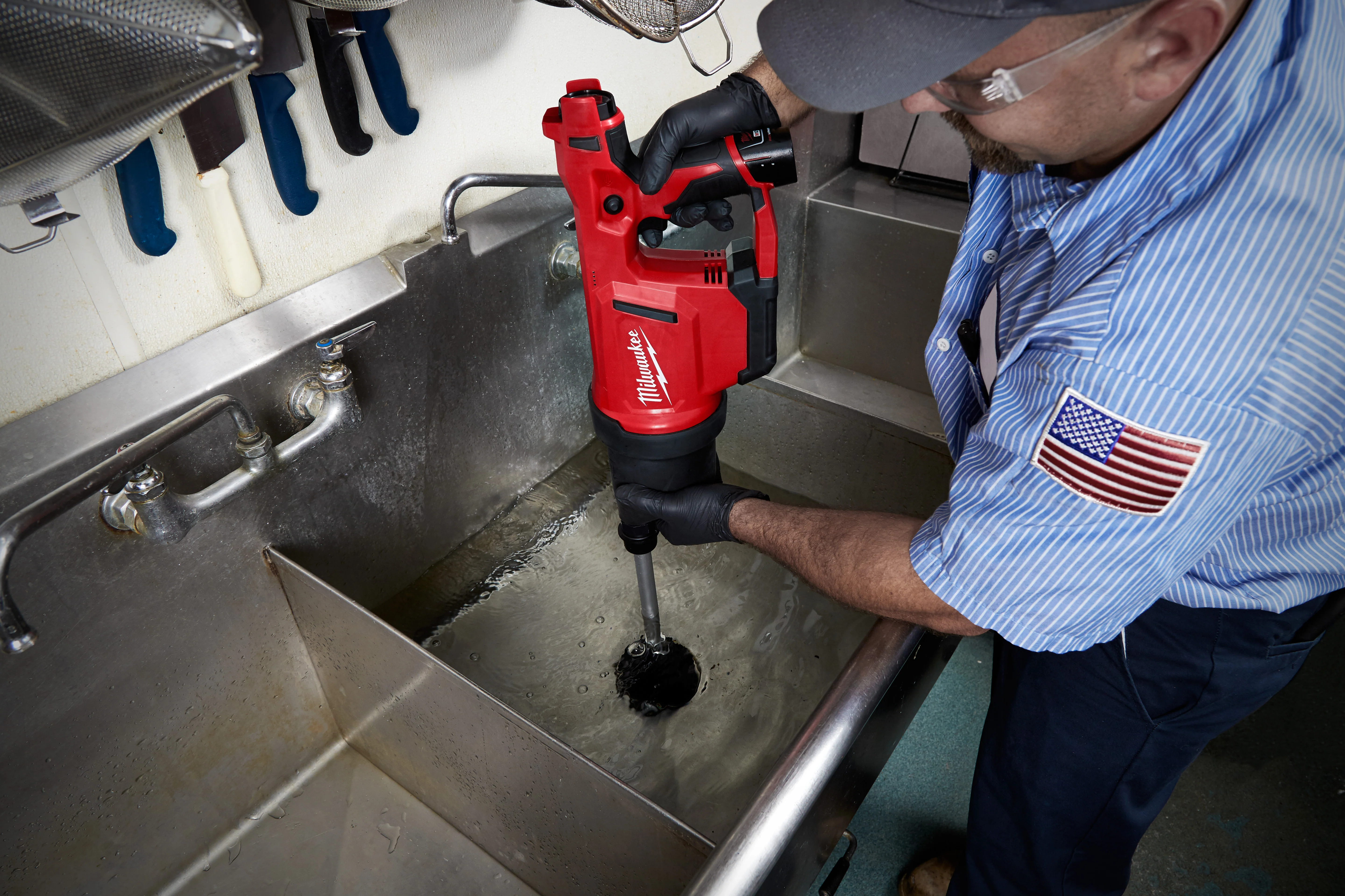 Milwaukee M12 Cordless AIRSNAKE Drain Cleaning Air Gun Kit-B - Image 3