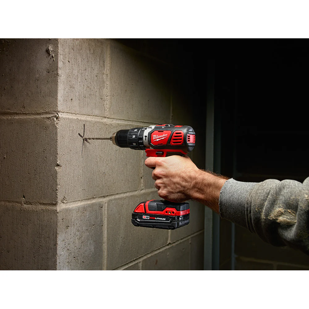 Milwaukee M18 Cordless Compact 1/2" Hammer Drill Driver Kit - Image 4