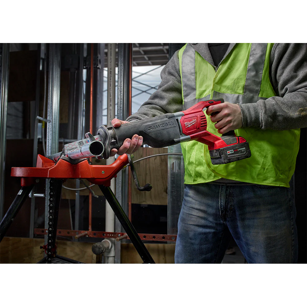 Milwaukee M18 Cordless SAWZALL Reciprocating Saw - Tool Only - Image 4