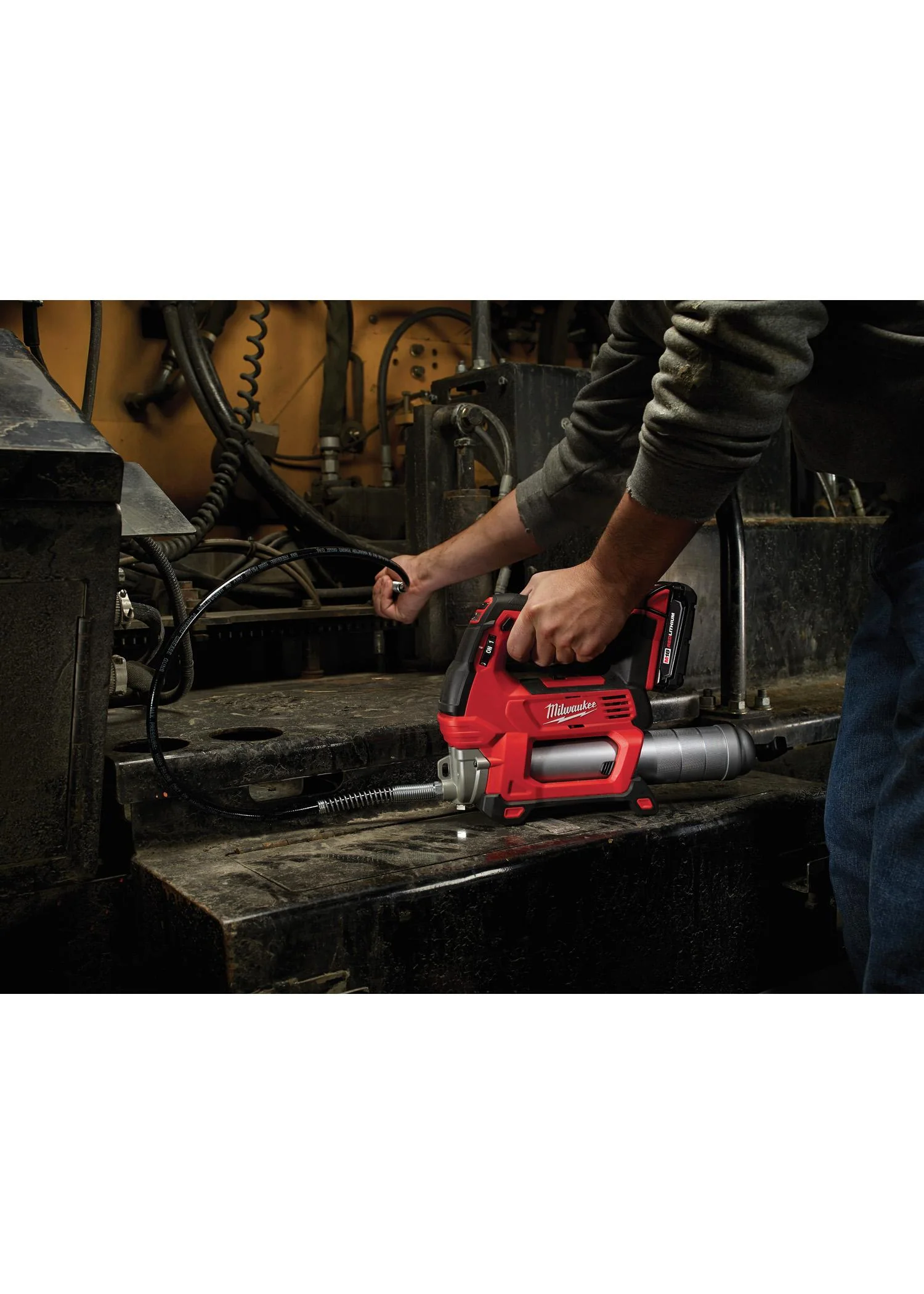 Milwaukee M18 Cordless 2-Speed Grease Gun Kit - One Battery - Image 12