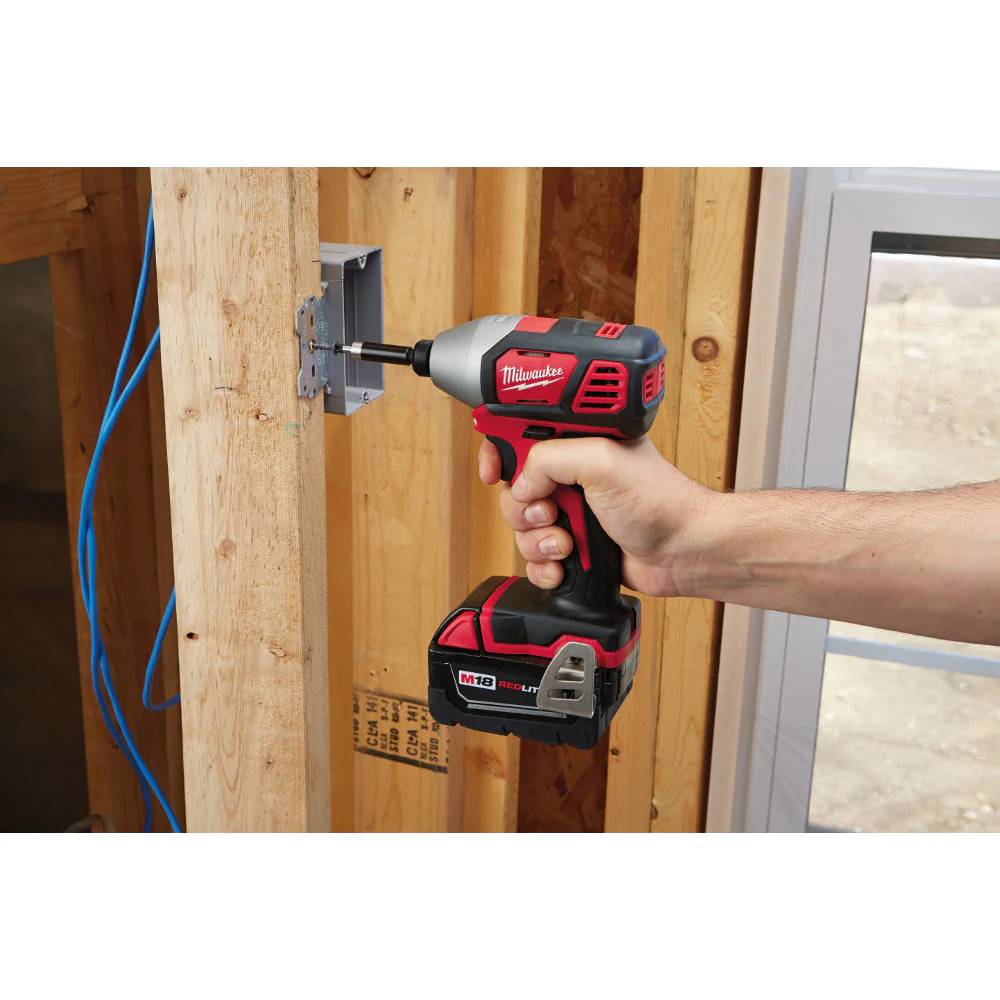 Milwaukee M18 Cordless 1/4" Hex Impact Driver Kit - Image 3