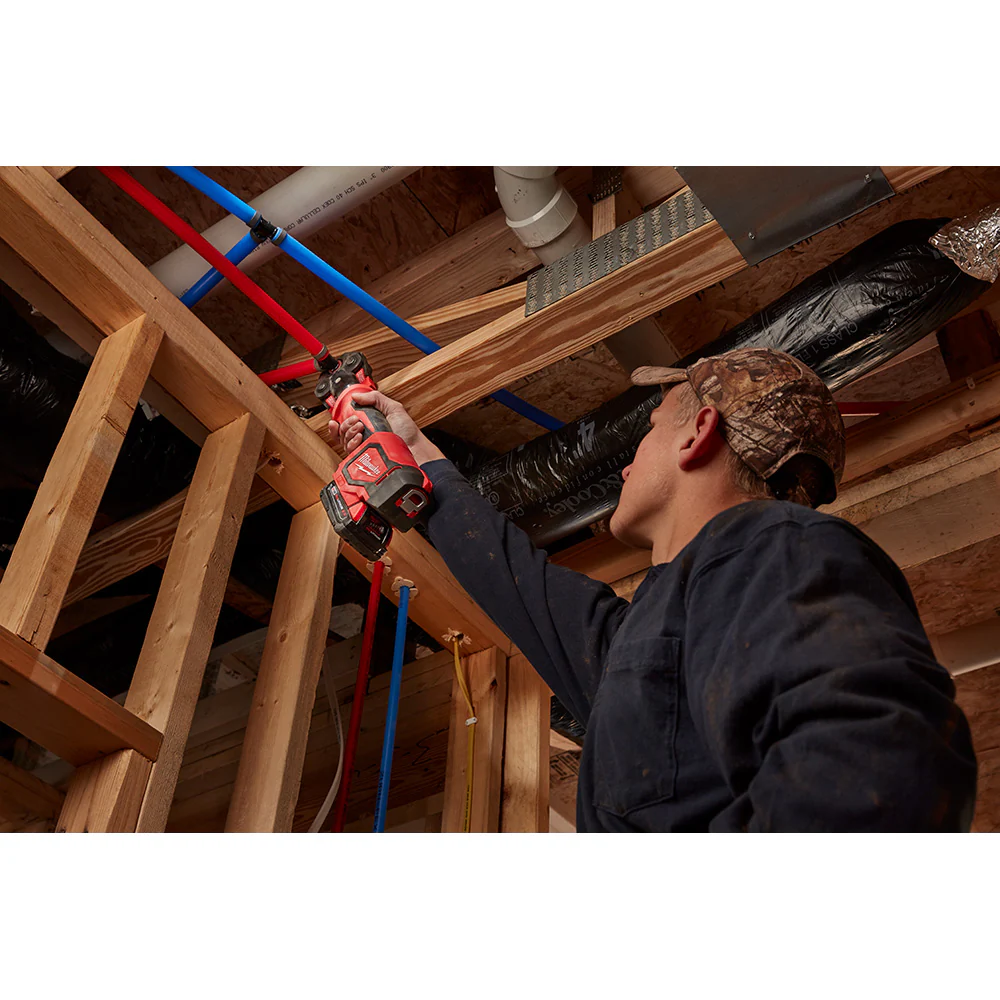 Milwaukee M18 Cordless Short Throw Press Tool Kit with PEX Crimp Jaws - Image 8