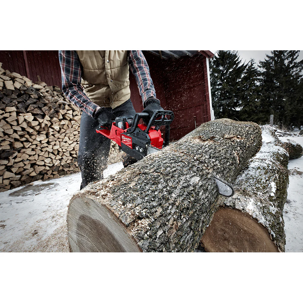 Milwaukee M18 FUEL™ Cordless 14" Chainsaw - Tool Only - Image 13