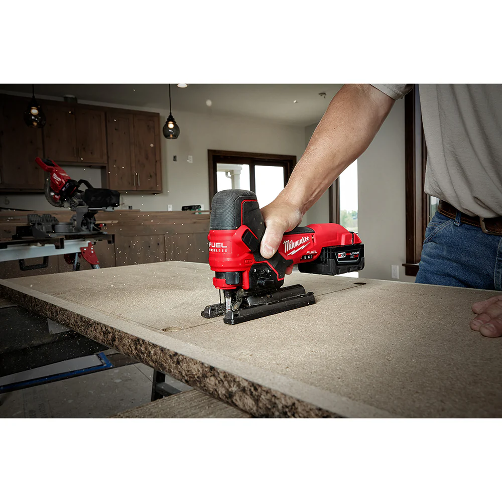 Milwaukee M18 FUEL Cordless Barrel Grip Jig Saw - Tool Only - Image 10