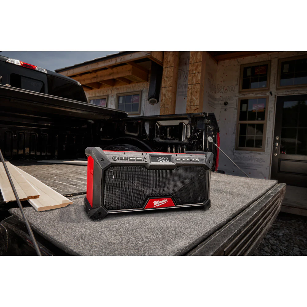 Milwaukee M18™ Bluetooth® Jobsite Radio - Image 11