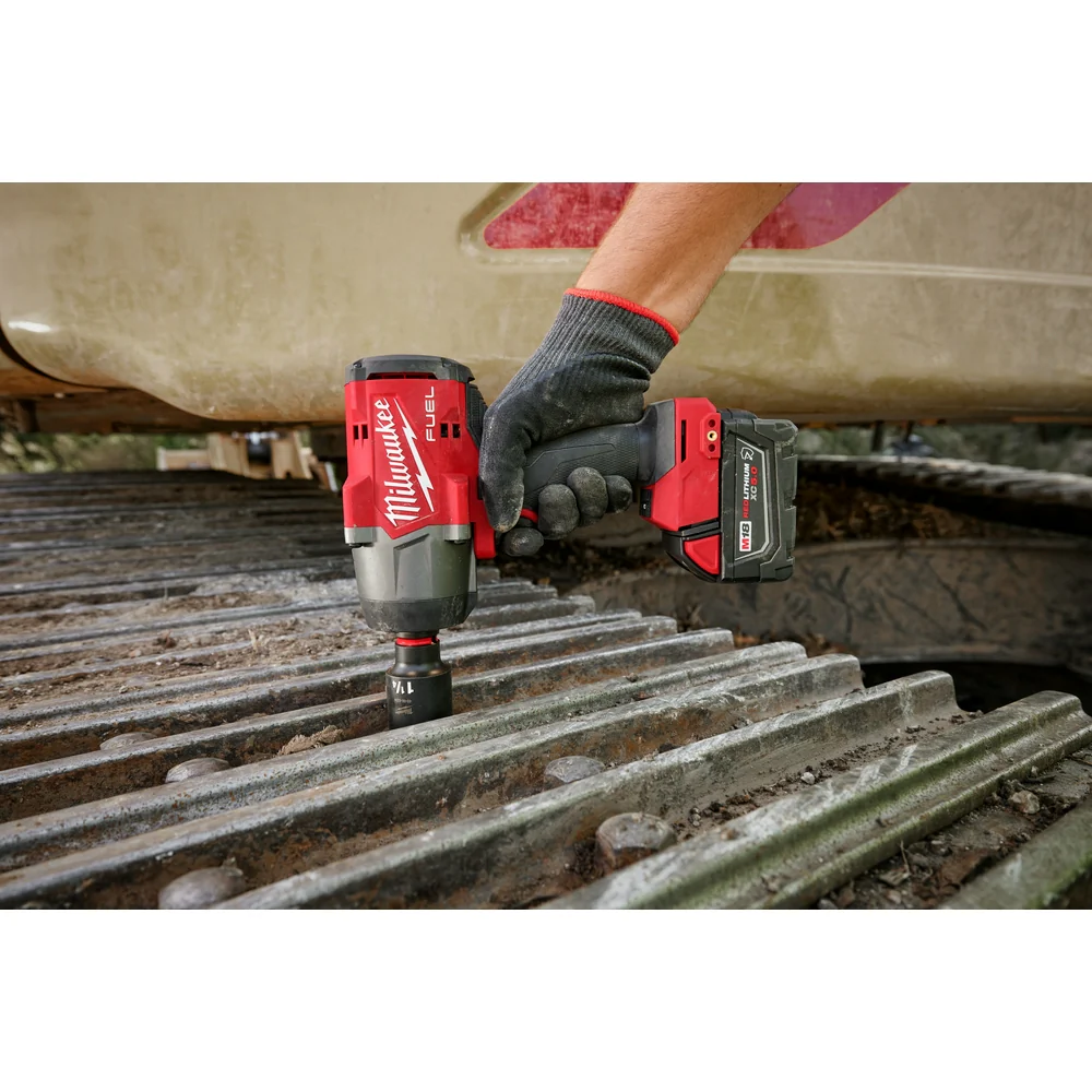 Milwaukee M18 FUEL 1/2" High Torque Impact wrench w/ Friction Ring Kit - Image 10