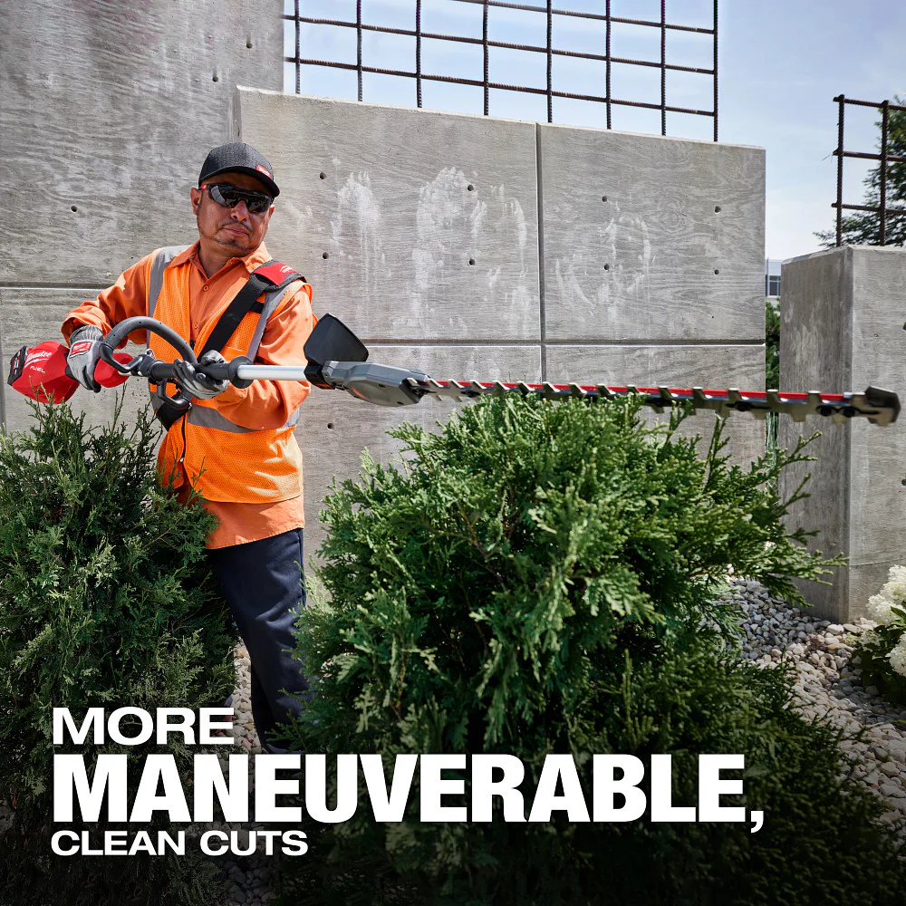 Milwaukee M18 FUEL™ Short Pole Hedge Trimmer Kit - Image 9