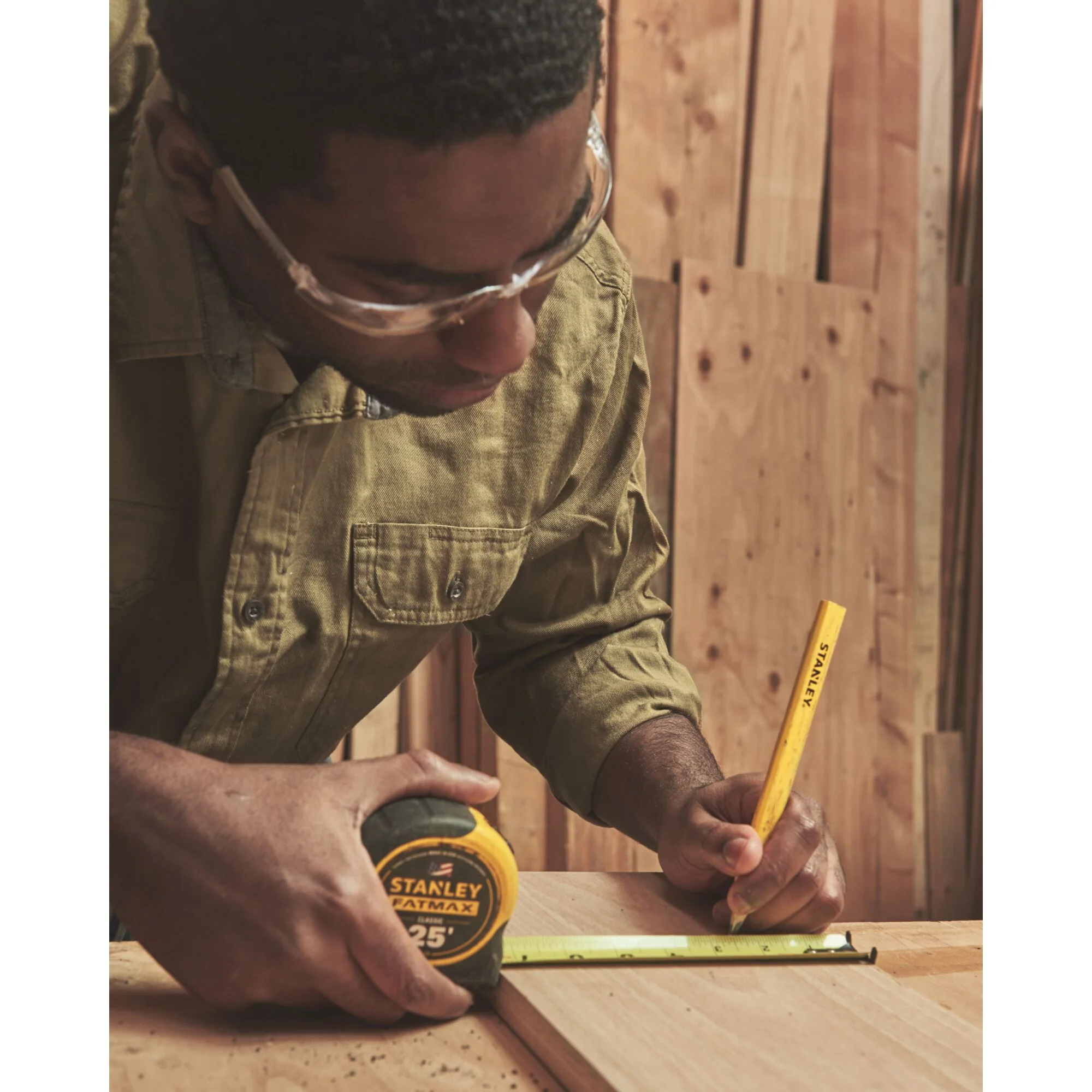 Stanley FatMax 25ft Classic Tape Measure - Image 19