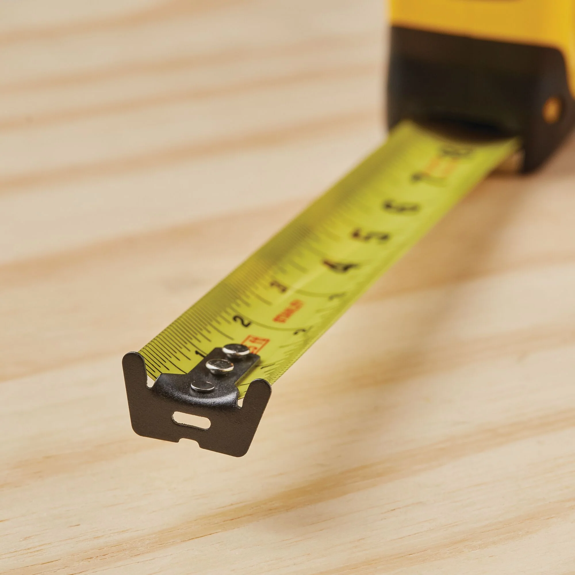 Stanley FatMax 25ft Classic Tape Measure - Image 3