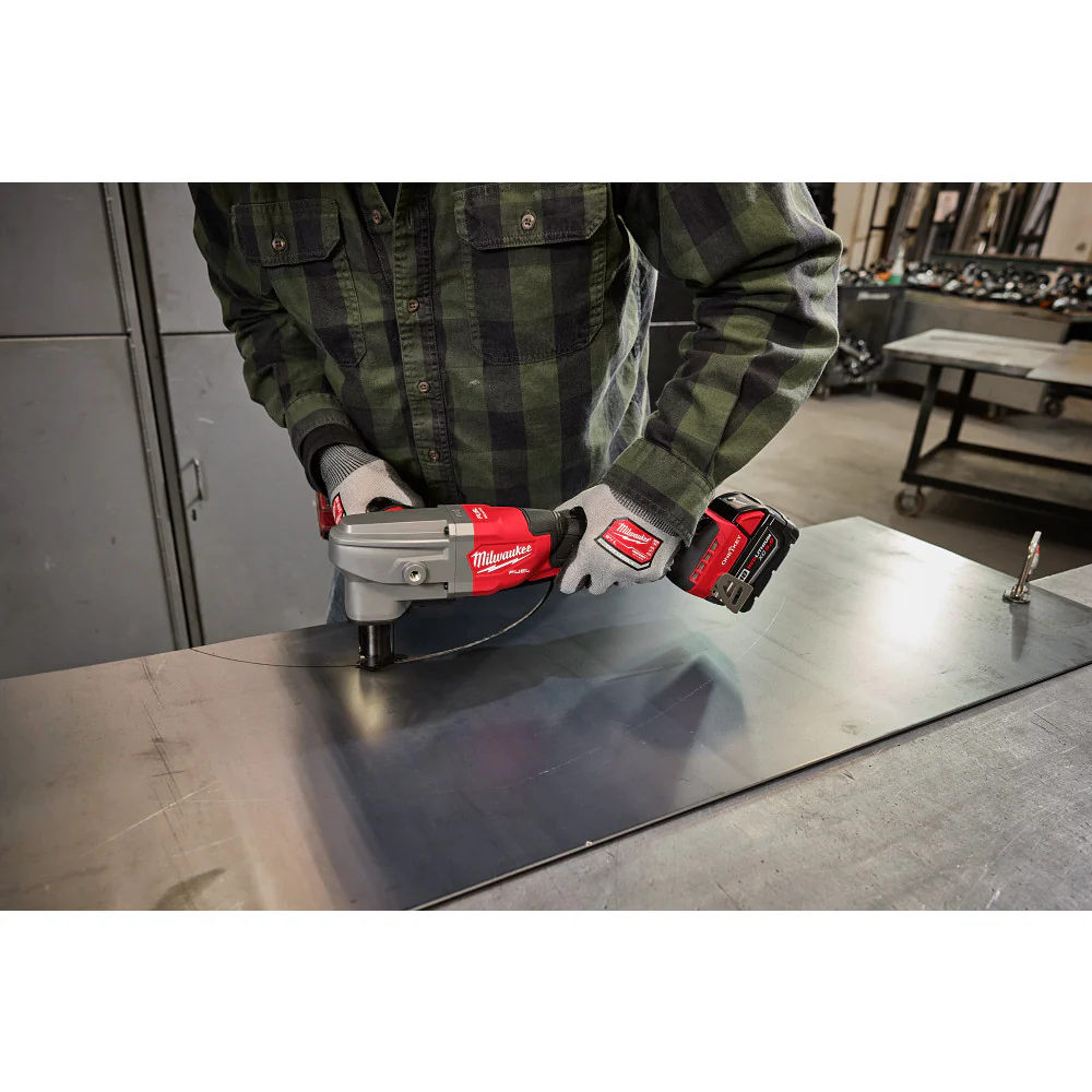Milwaukee M18 FUEL 10 Gauge Nibbler - Image 11