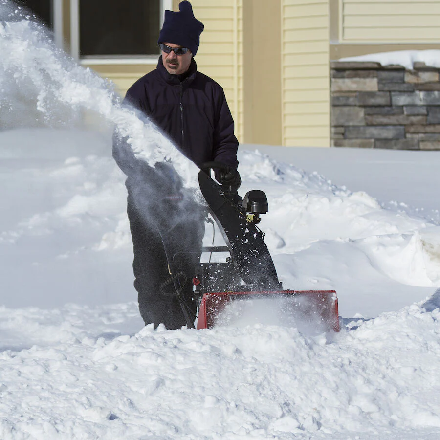 Toro 24" SnowMaster® 824 QXE Electric Start Snow Blower - 8 HP - Image 8