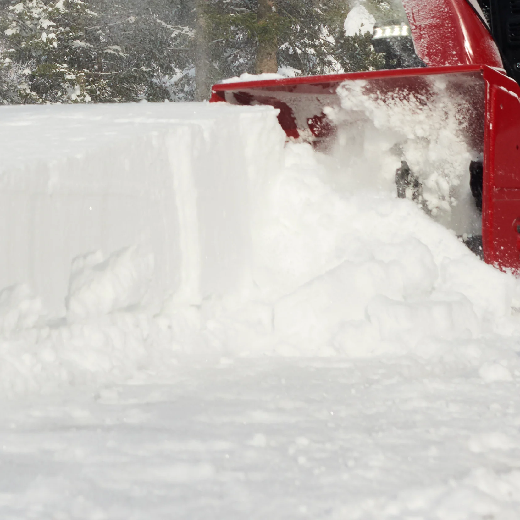 Toro 32" Power Max® HD 1232 OHXE Two Stage Gas Snow Blower - Image 10