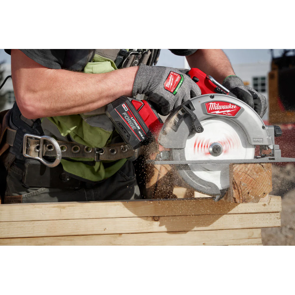 Milwaukee M18 REDLITHIUM FORGE XC6.0 Battery Pack - Image 12