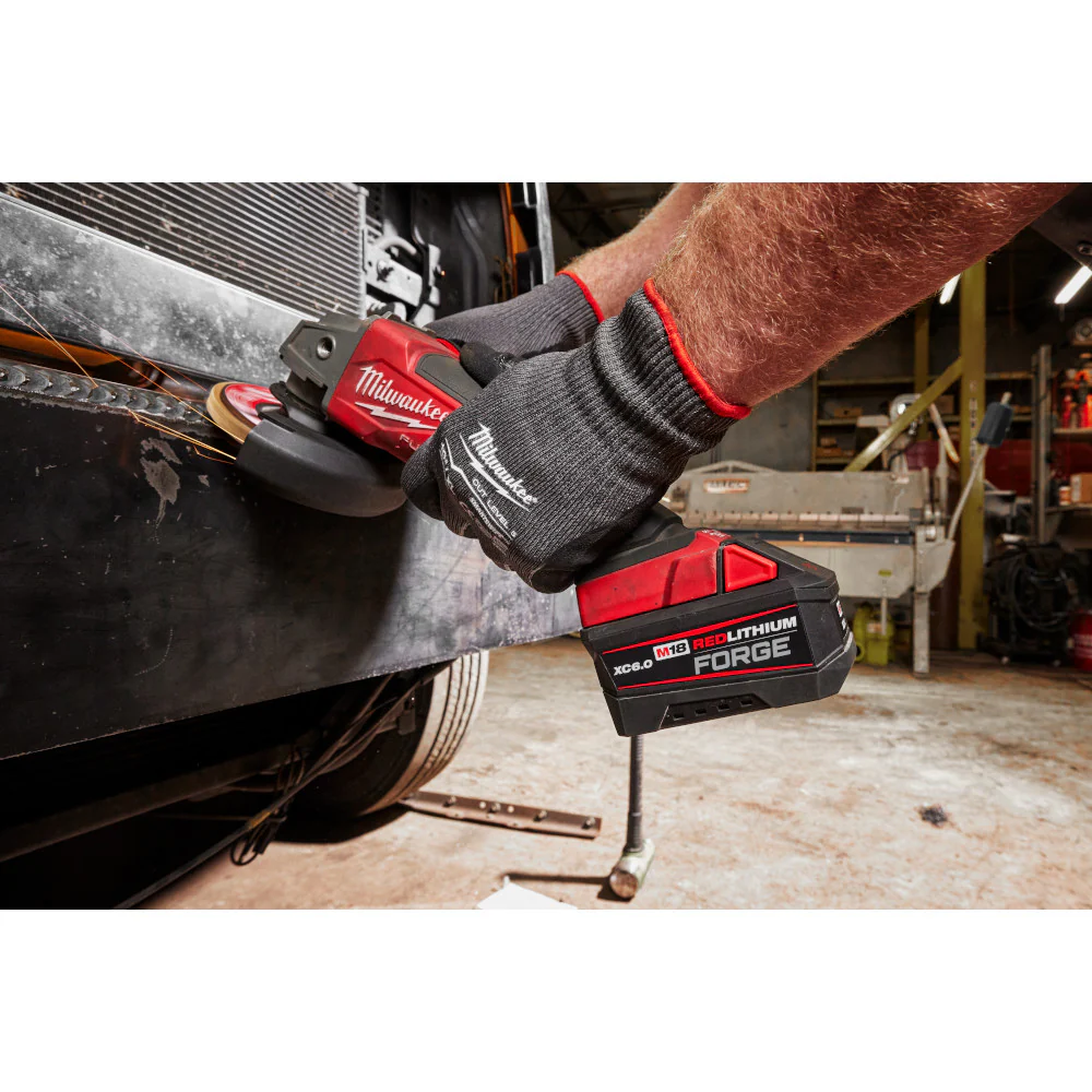 Milwaukee M18 REDLITHIUM FORGE XC6.0 Battery Pack - Image 13