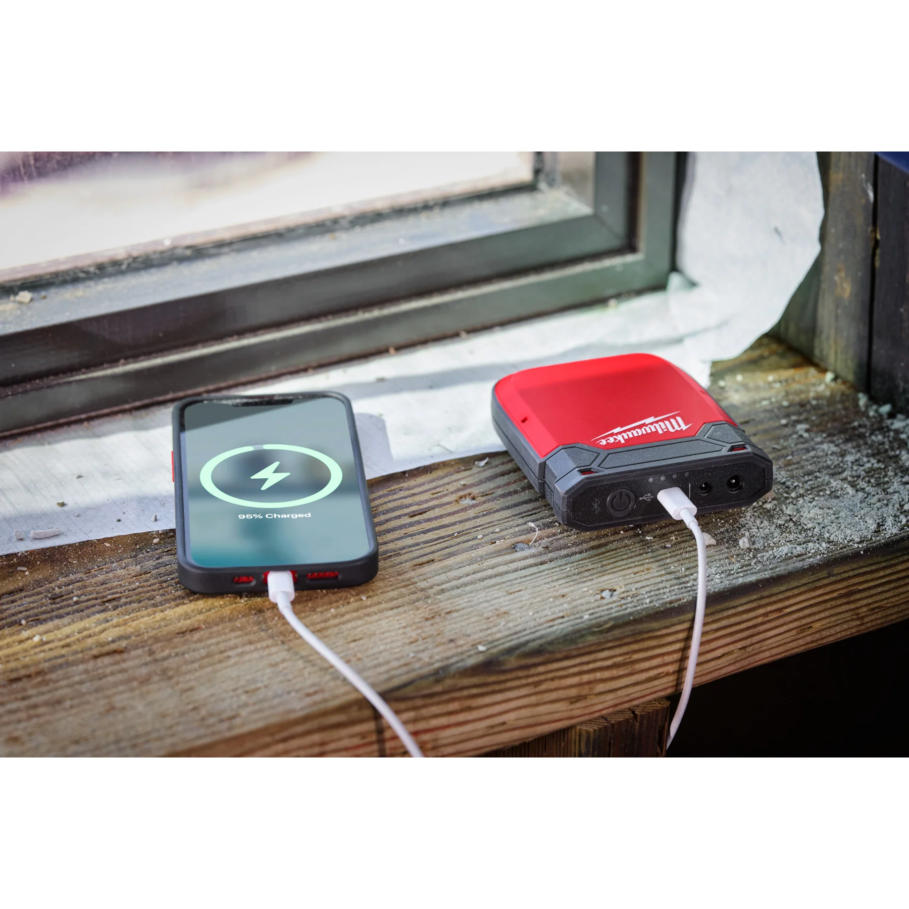 Milwaukee Heated Gear Power Source w/ App Control - Image 9
