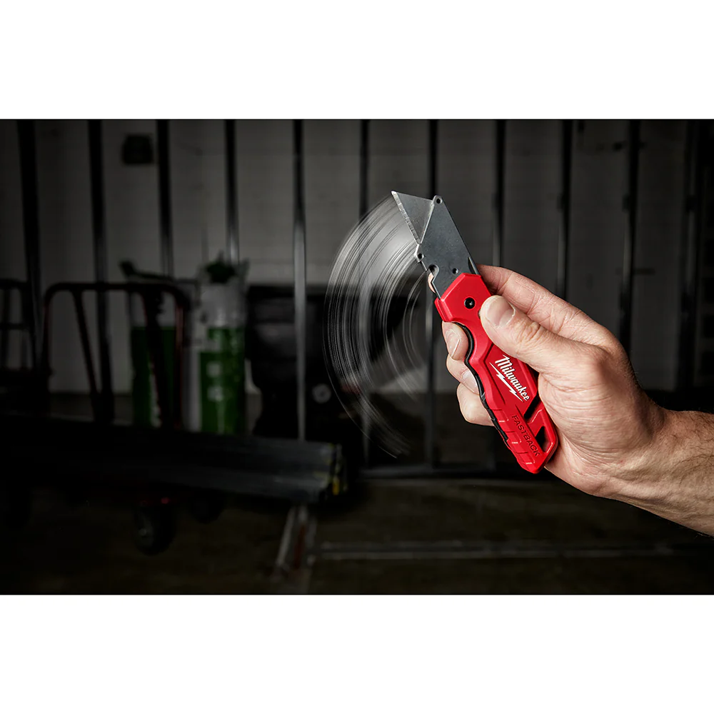 Milwaukee FASTBACK Folding Utility Knife w/ Blade Storage - Image 5