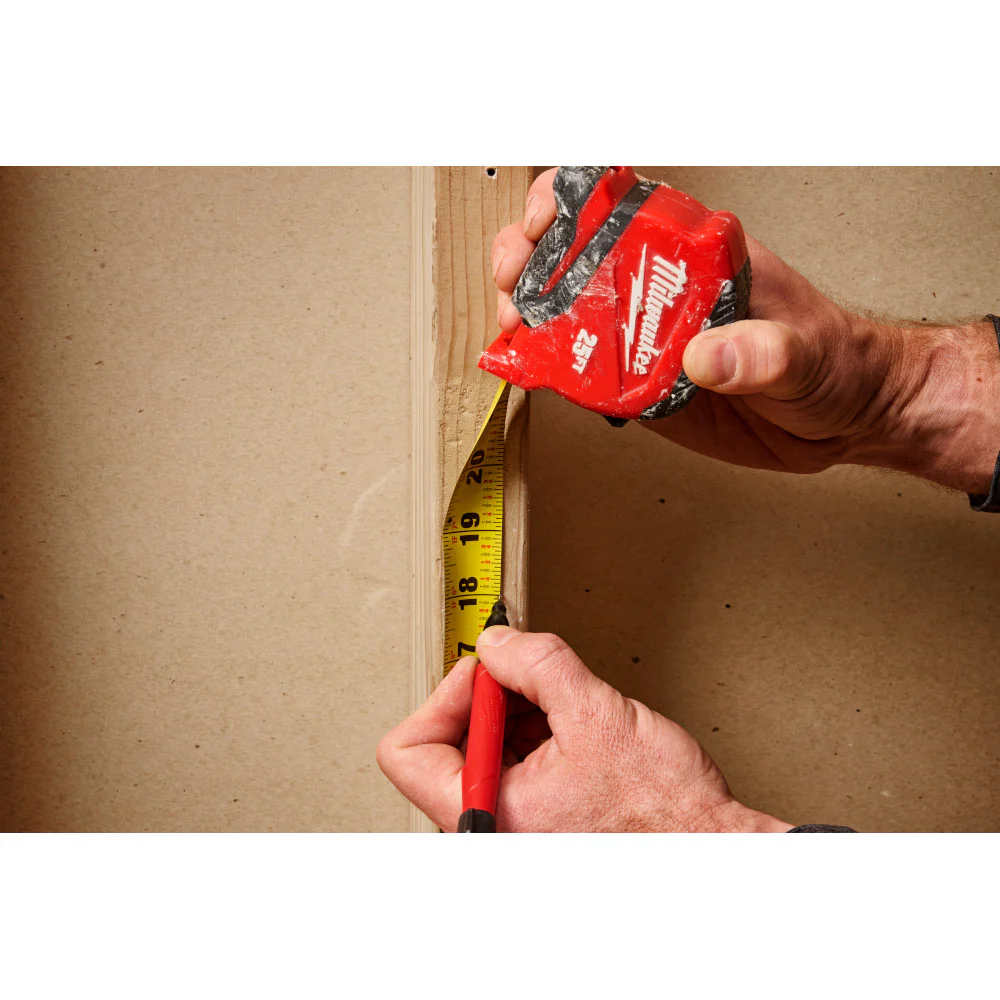 Milwaukee 8m/26ft Compact Tape Measure - Image 5