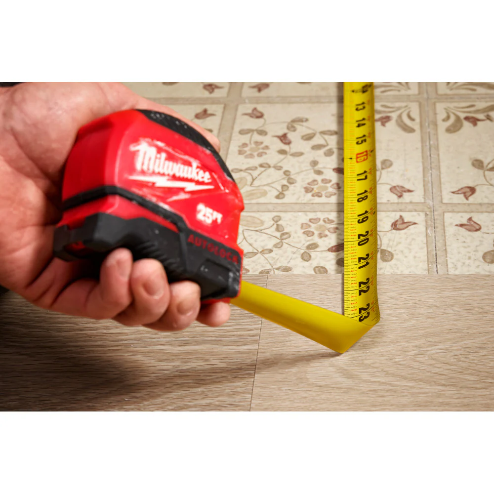 Milwaukee 8m/26ft Auto-Lock Tape Measure - Image 5