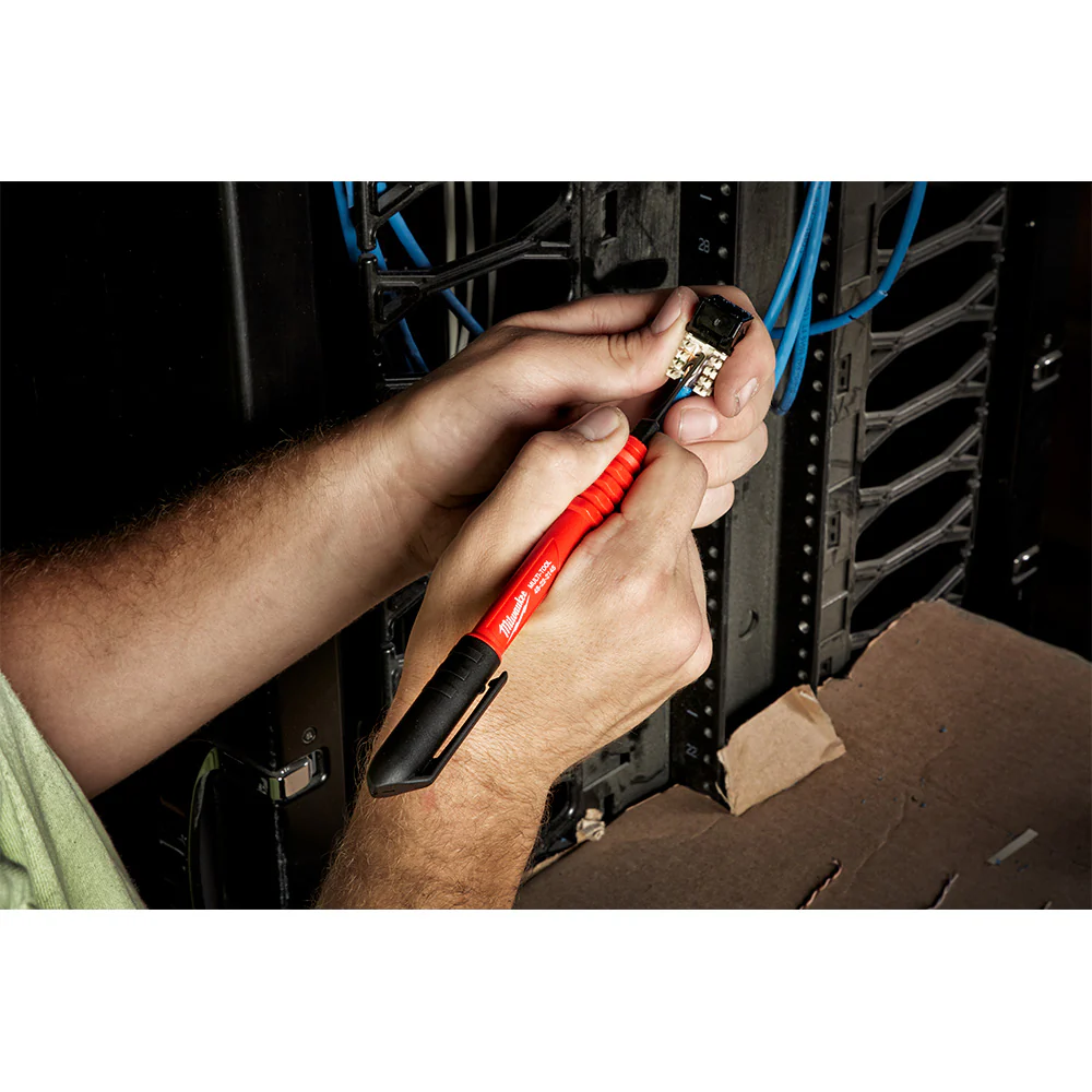 Milwaukee 4-in-1 Multi Pick - Image 3