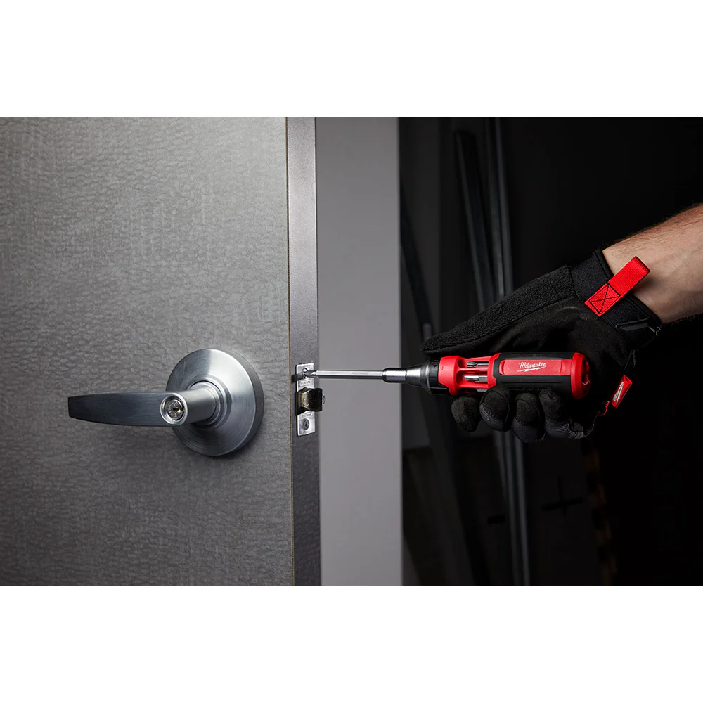 Milwaukee 9-in-1 Square Drive Ratcheting Multi-Bit Driver - Image 4