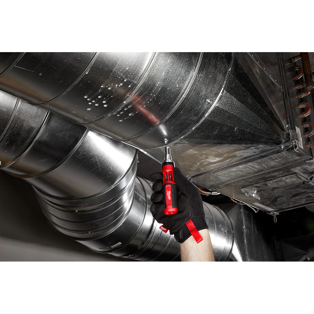 Milwaukee 9-in-1 Square Drive Ratcheting Multi-Bit Driver - Image 5