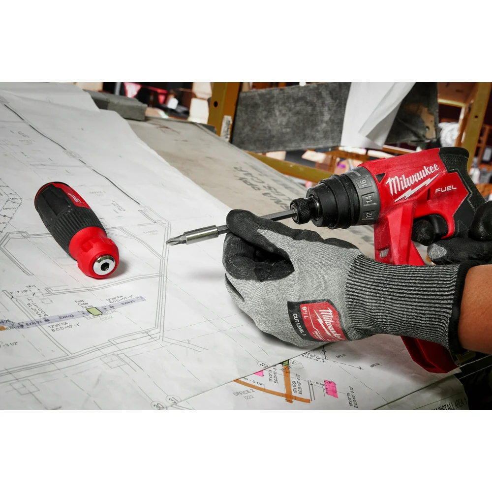 Milwaukee 14-in-1 Multi-Bit Screwdriver - Image 8