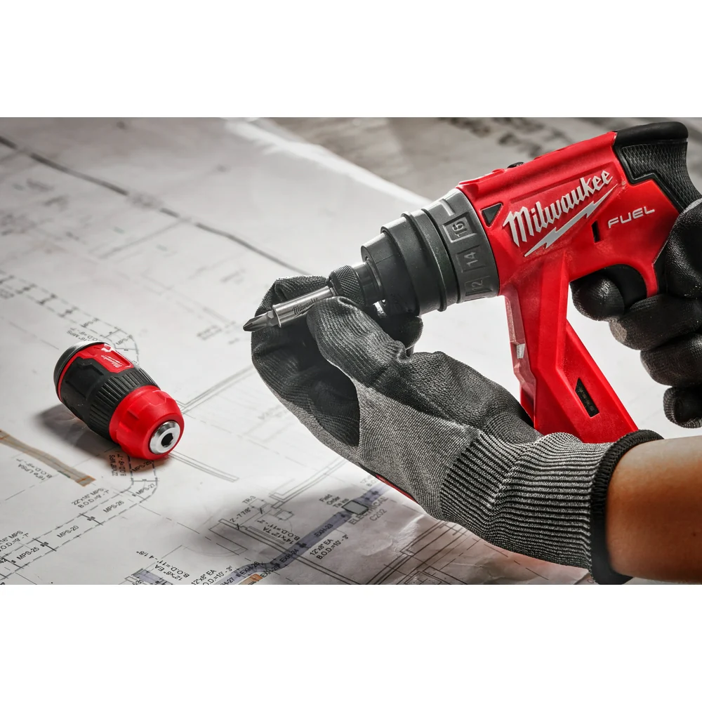 Milwaukee 8-in-1 Compact Multi-Bit Screwdriver - Image 7